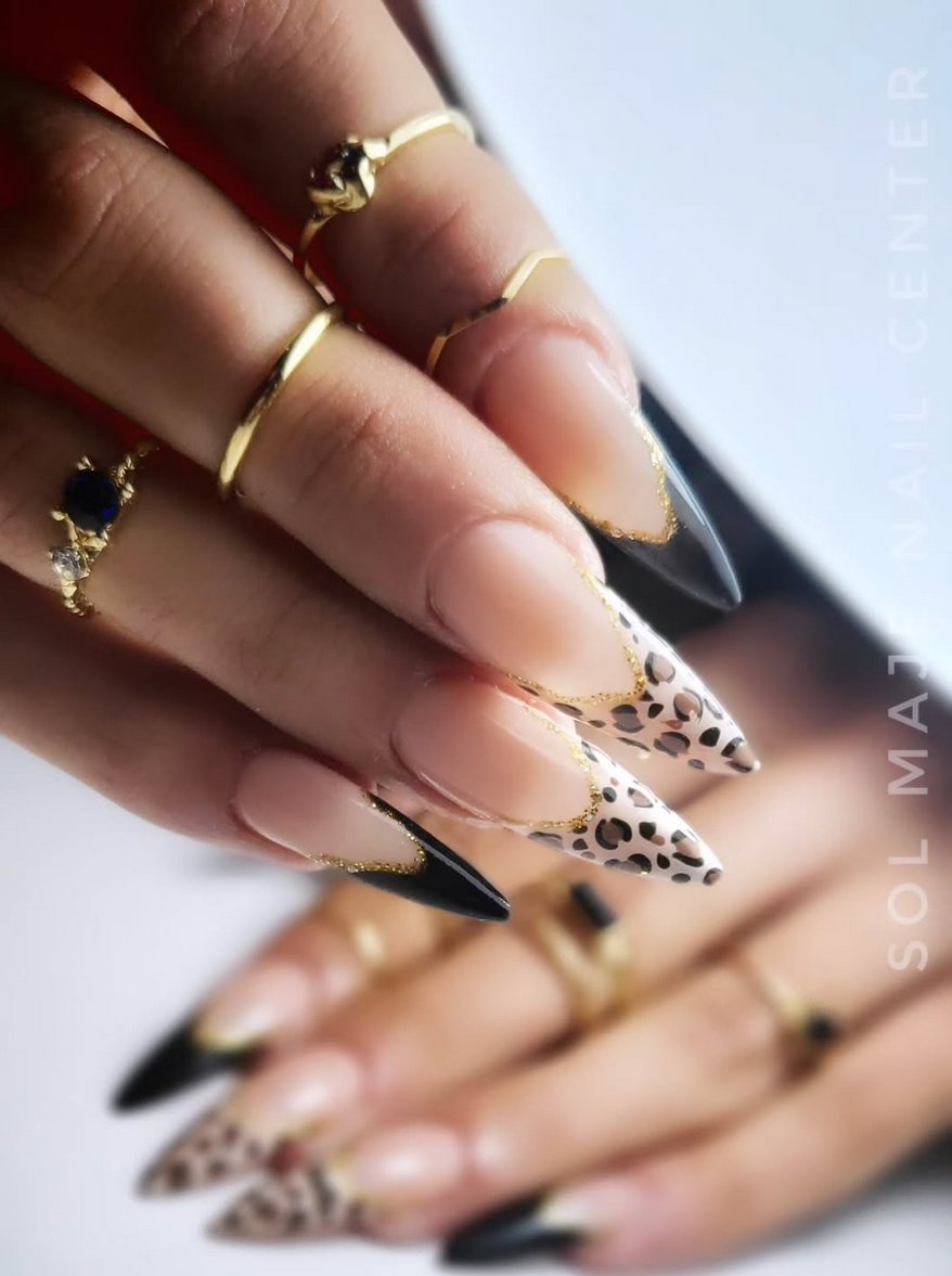 Nuestro martes termina con estas uñitas 💅 Gracias por vuestra confianza 😊